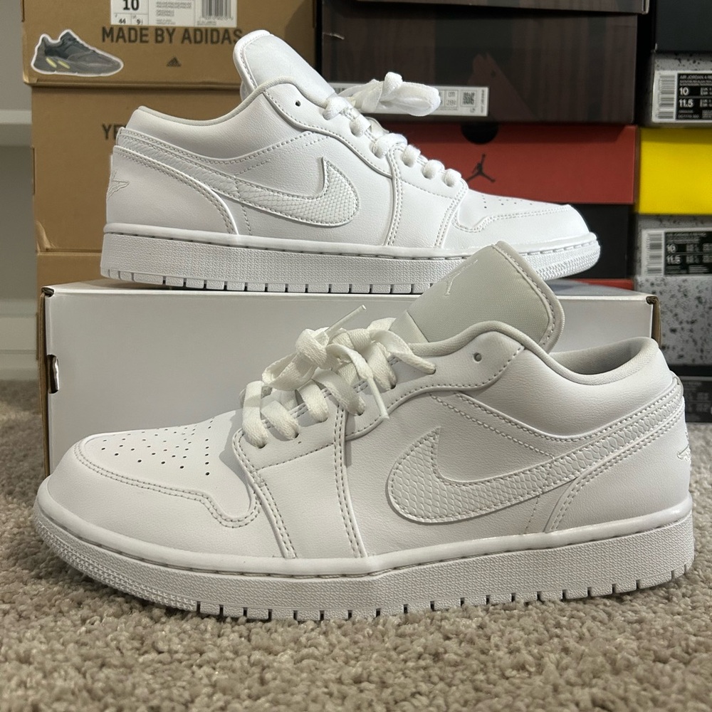 Air Jordan 1 Low Triple White (Women’s), Used (Size US Women’s 11.5)
